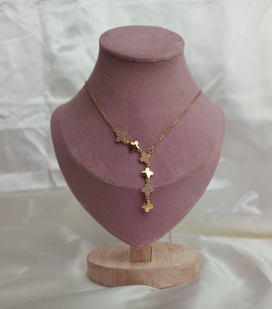 Eternal Clover necklace