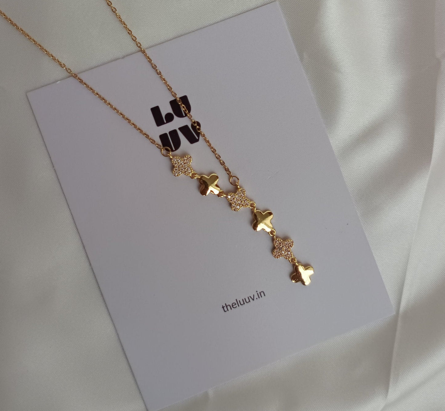 Eternal Clover necklace